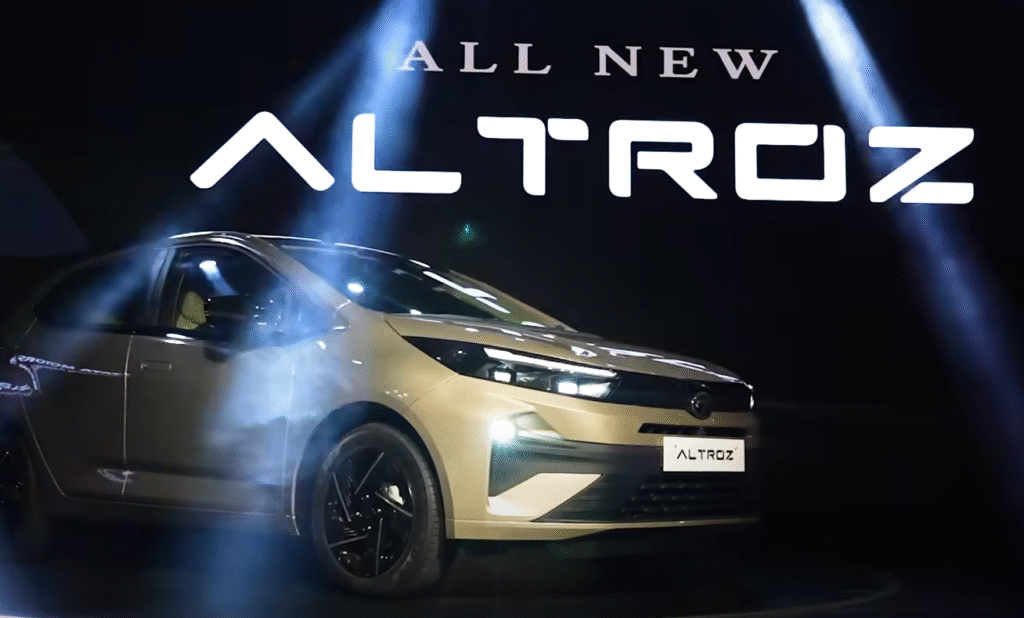 Tata Altroz top model on road price